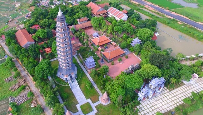 Khám phá vẻ đẹp chùa Biện Sơn
