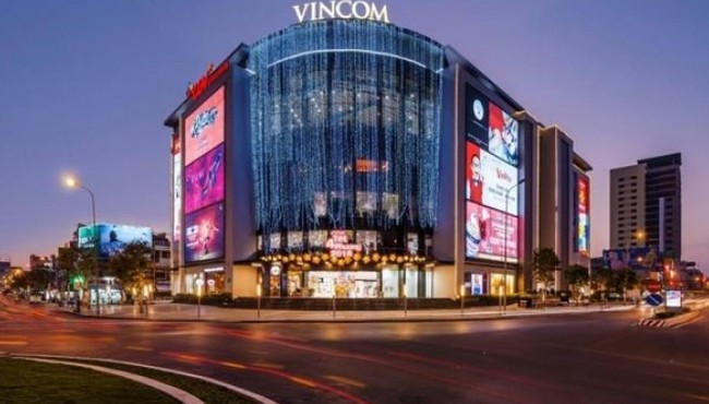 Đóng cửa 23 trung tâm, Vincom Retail báo lãi giảm 19% do ảnh hưởng COVID-19