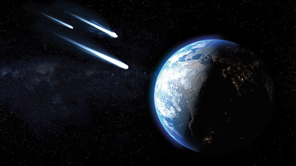 Cảnh báo sự sống Trái đất có thể bị xóa sổ bởi mảnh vỡ sao chổi