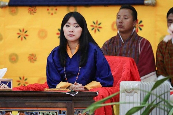 Ngam ve dep cua cong chua Ashi Quoc vuong Bhutan