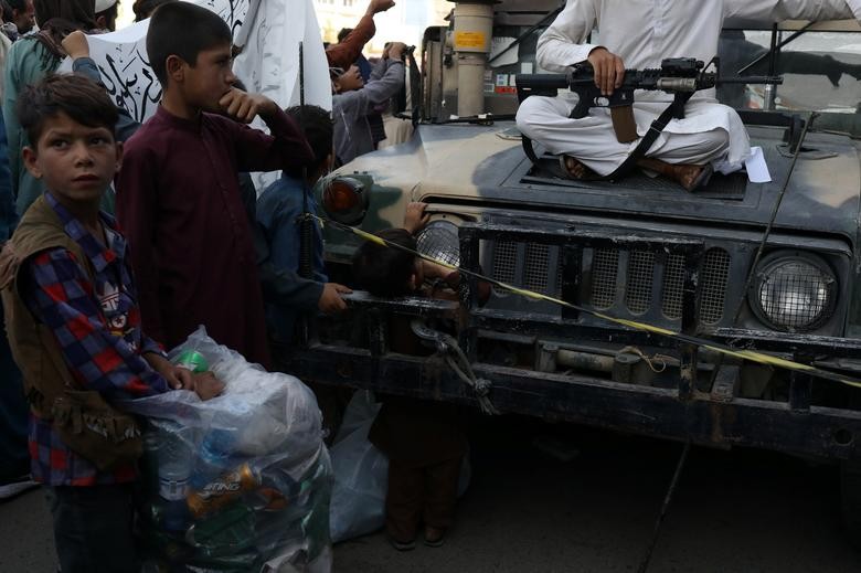 Ben trong thu do Kabul duoi su kiem soat cua Taliban-Hinh-5