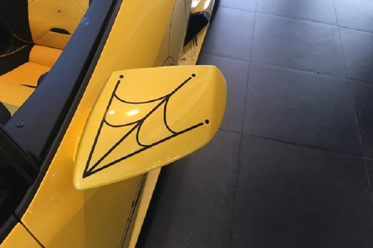 Sieu xe Lamborghini Huracan Evo Spyder xam tro day ca tinh cua dan choi-Hinh-2