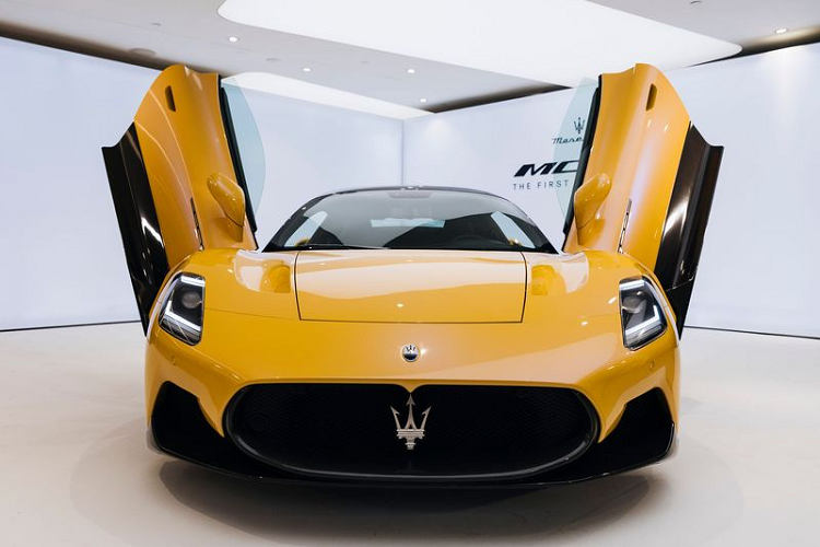 'Chay hang' Maserati MC20 2021 du muc gia toi 7,1 ty dong-Hinh-7