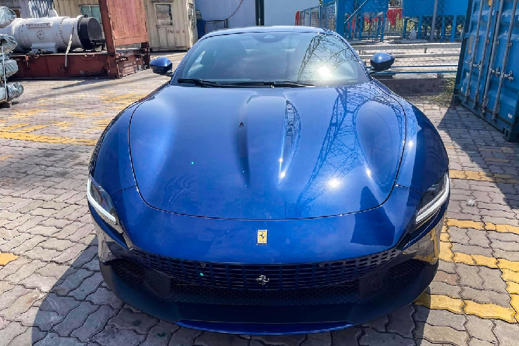 Ngam sieu xe Ferrari Roma 2021 dau tien tai Viet Nam-Hinh-8
