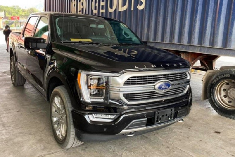 Ford F-150 2021 ve Viet Nam gia khong duoi 4 ty dong