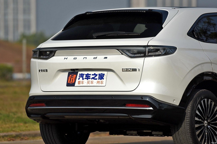 Honda e:NS1 2022 co gia tu 612,5 trieu dong-Hinh-9