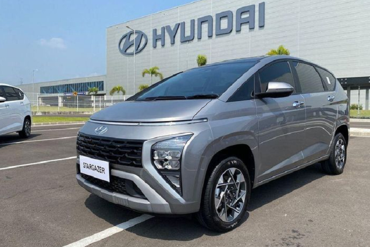 Ngam Hyundai Stargazer 2023 gia re tu 378 trieu dong-Hinh-2