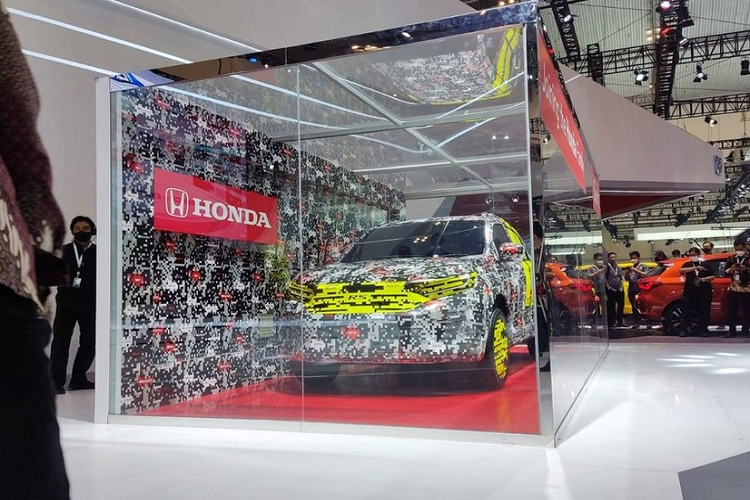 Honda se ra SUV hang A moi canh tranh Toyota Raize