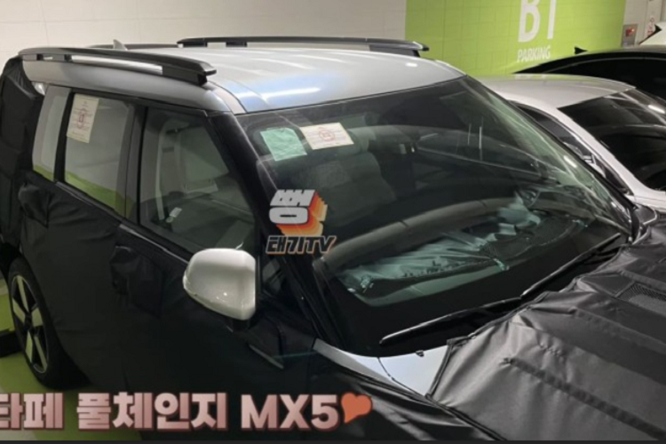 Hyundai SantaFe 2023 tiep tuc bi che toi ta-Hinh-4