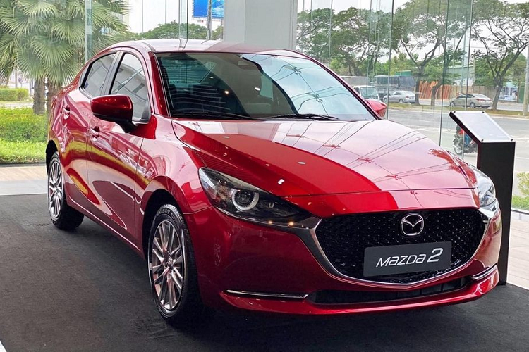 Mazda Viet Nam tang cao nhat 100 trieu dong
