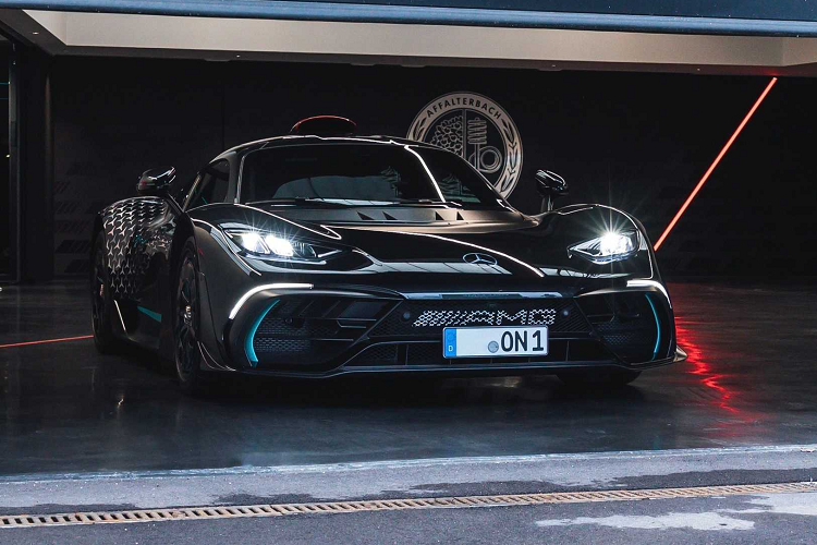 Can canh Mercedes-AMG ONE hon 66 ty