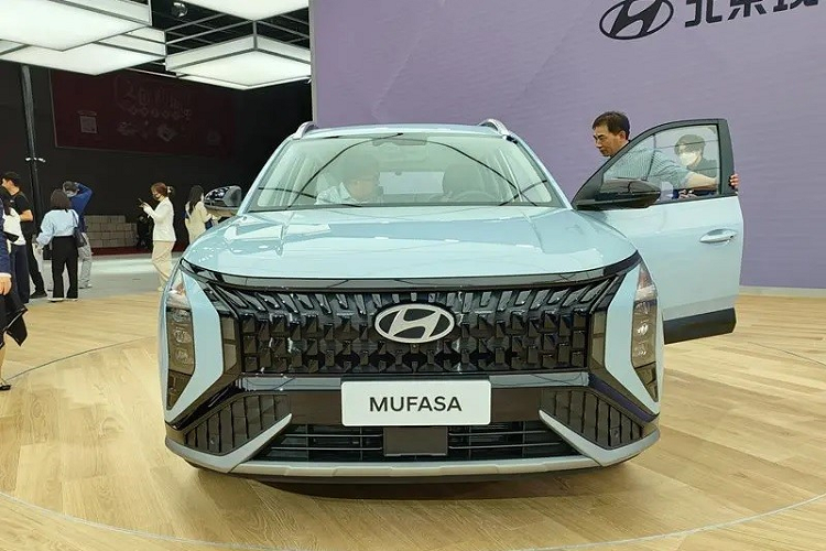 Can canh Hyundai Mufasa - SUV co C 
