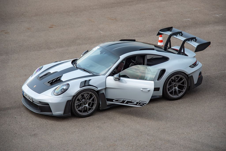 Porsche 911 GT3 RS 2023 co gi dac biet?