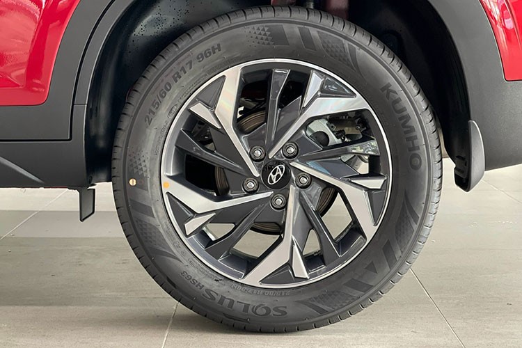 Hyundai Creta giam toi 80 trieu dong de canh trang Toyota Yaris Cross vua ra mat-Hinh-10