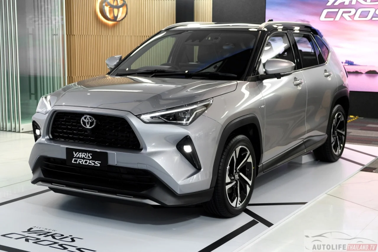 Toyota Yaris Cross 2024 chi 593 trieu dong tai Thai Lan-Hinh-3