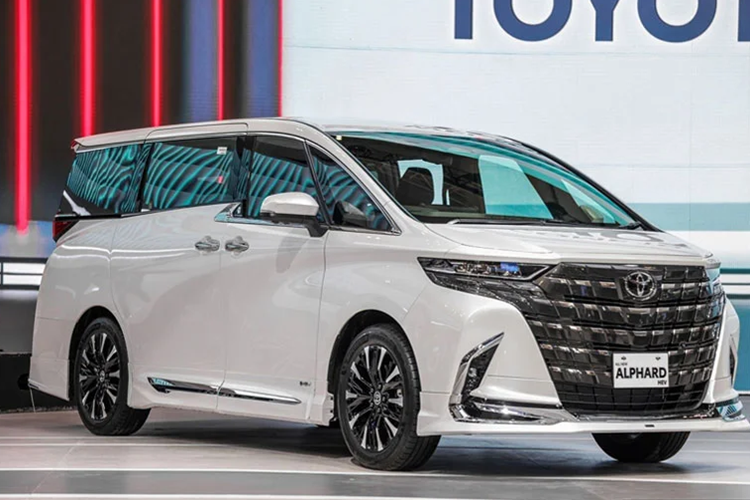 Toyota Alphard 2024 gia khong duoi 4 ty dong-Hinh-11