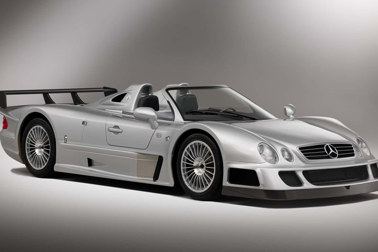 Rao ban Mercedes CLK GTR Roadster chay 21 nam gia 248 ty dong