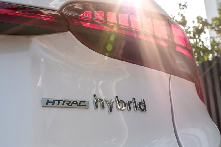 Hyundai SantaFe Hybrid gia thuc te chi 1,235 ty dong-Hinh-2