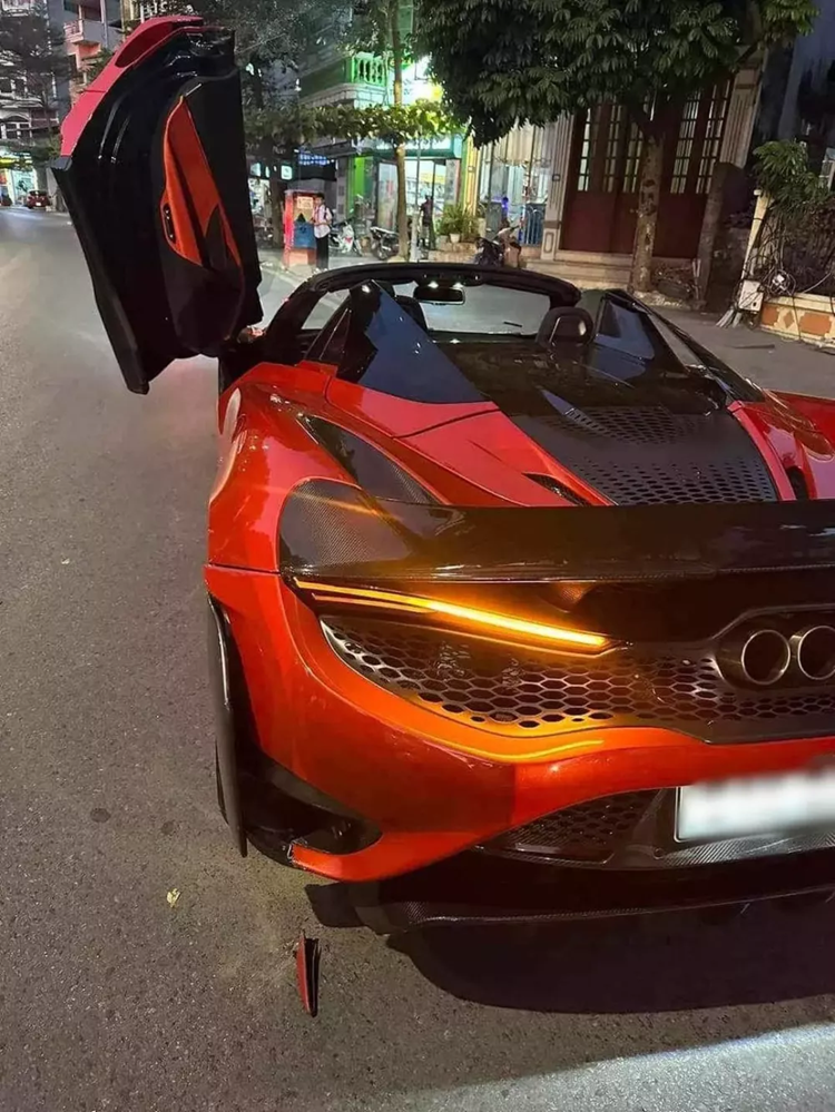 Honda Lead tong be can McLaren 765LT Spider thay moi gan 3 ty dong