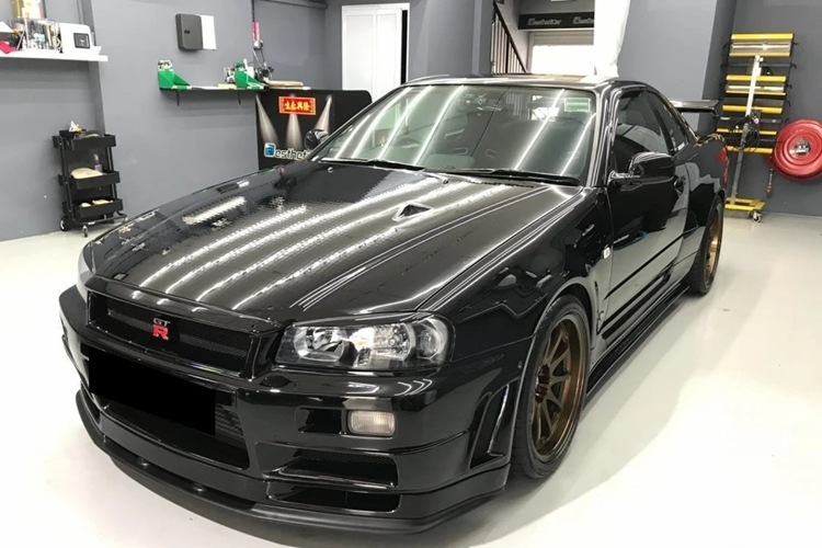 Can canh Nissan Skyline GT-R V-Spec II chay 23 nam ban hon 1,7 ty dong-Hinh-2