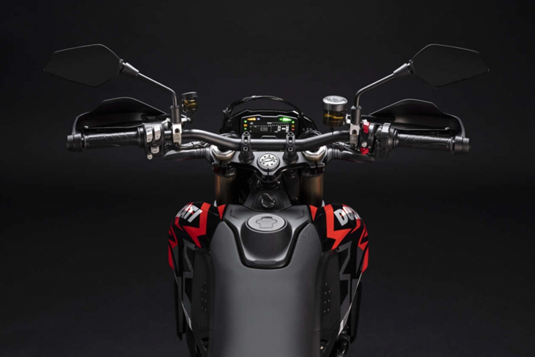 Can canh Ducati Hypermotard 698 Mono tu 480 trieu-Hinh-5