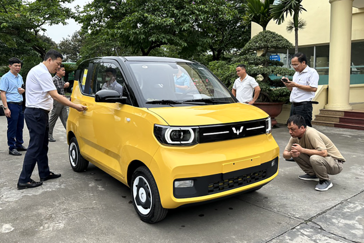 Wuling Hongguang Mini EV ban Nang cao chi tu 255 - 282 trieu-Hinh-6