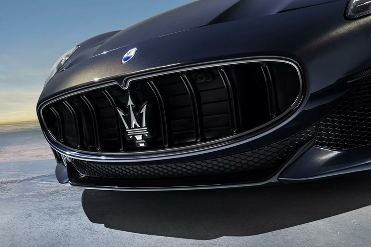 Chi tiet Maserati GranCabrio 2024 hon 4,7 ty dong-Hinh-5