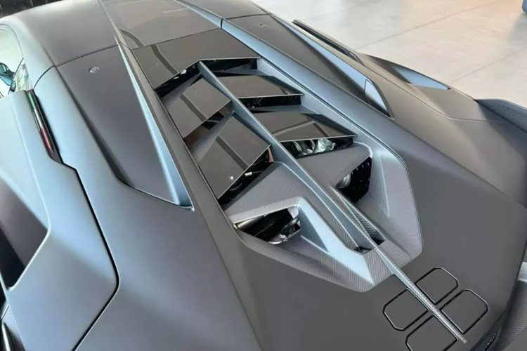 Lamborghini Sian 76 ty cua Hoang Kim Khanh trong the nao?-Hinh-3