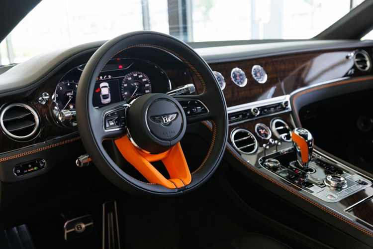 Xem Bentley Continental GT S V8 2023 co gia hon 20 ty cua dai gia Binh Duong-Hinh-6