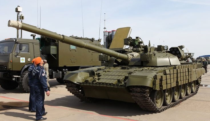 'Do suc' xe tang  T-72AMT Ukraine va T-72B3 cua Nga-Hinh-10