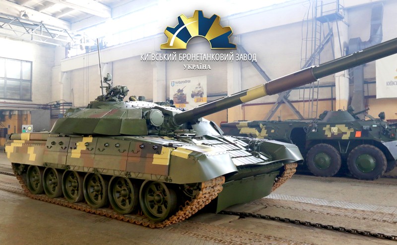 'Do suc' xe tang  T-72AMT Ukraine va T-72B3 cua Nga-Hinh-3