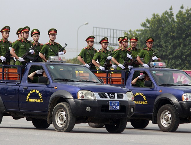 Can canh dan xe dac chung chong khung bo cua Cong an Ha Noi-Hinh-13