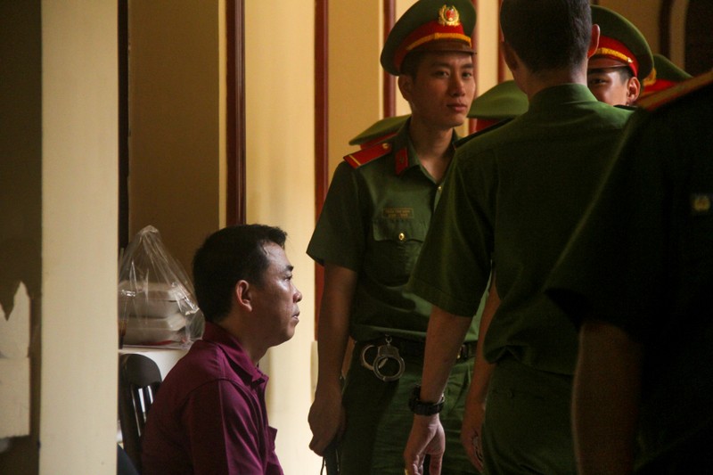 Bi cao Nguyen Minh Hung thua nhan hanh vi sai trai truoc phien toa vu Pharma-Hinh-2