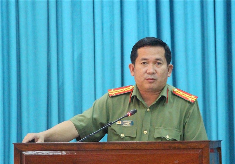 Chan dung thieu tuong Dinh Van Noi - Giam doc Cong an Quang Ninh-Hinh-6