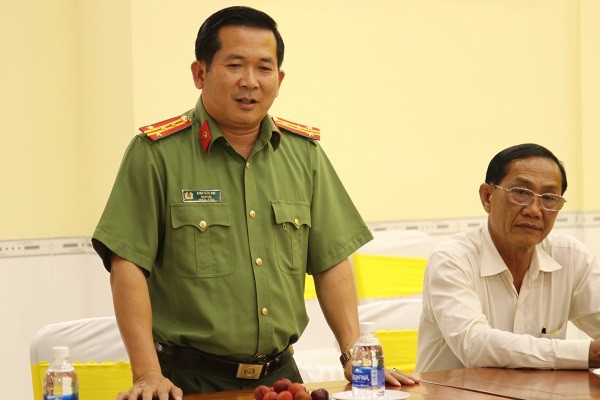 Chan dung thieu tuong Dinh Van Noi - Giam doc Cong an Quang Ninh-Hinh-7