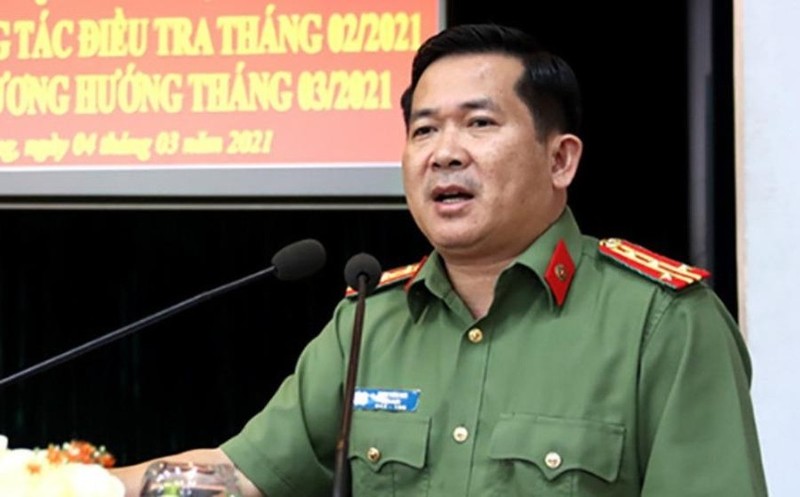 Chan dung thieu tuong Dinh Van Noi - Giam doc Cong an Quang Ninh
