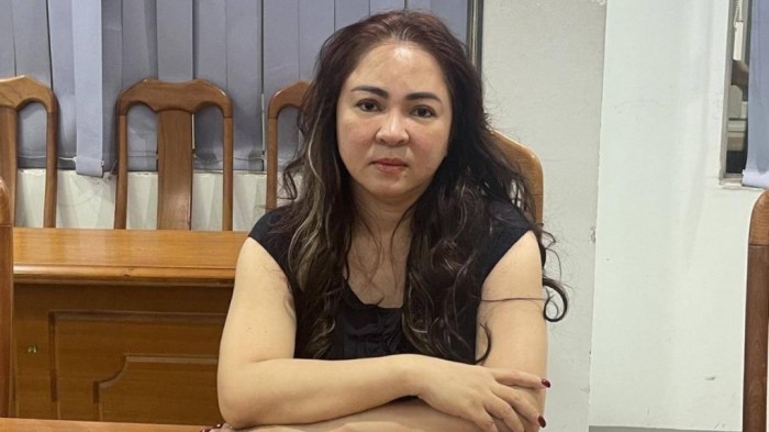 Cong an TP HCM de nghi truy to dai gia Nguyen Phuong Hang va dong pham