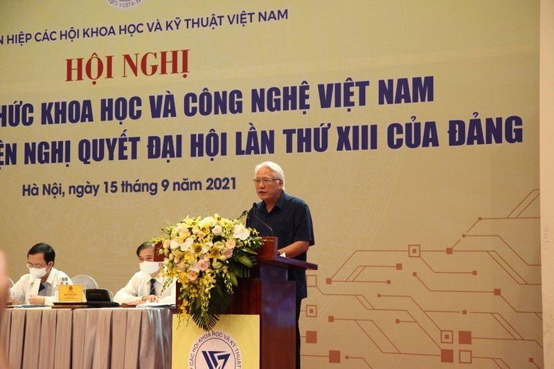 Thu tuong: “Doi ngu tri thuc phai yeu khoa hoc, yeu dat nuoc va con nguoi Viet Nam”-Hinh-4