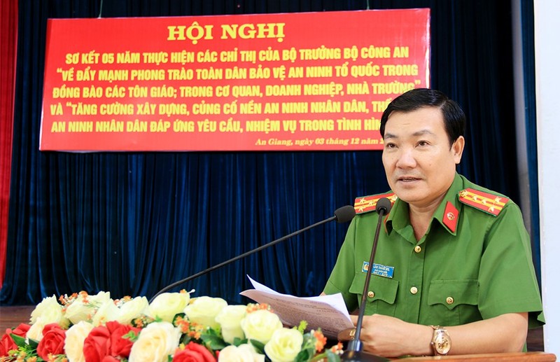 Vi sao 2 giam doc Cong an tinh Soc Trang va Long An bi ky luat?-Hinh-2