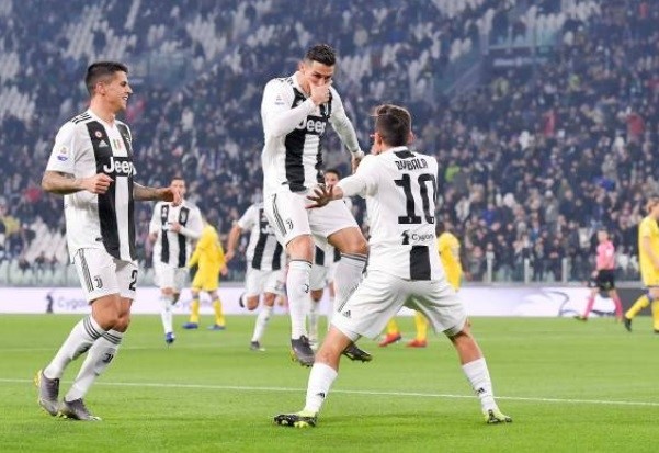 Ronaldo lai toa sang, Juventus khong co doi thu tai Serie A-Hinh-2