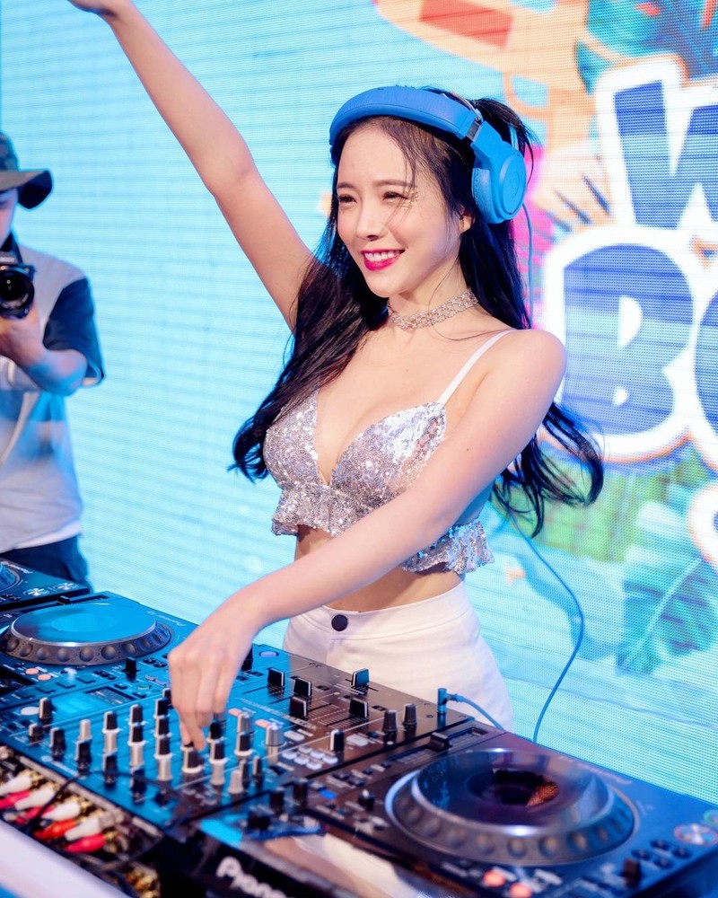 Gu an mac ho bao cua nu DJ Malaysia-Hinh-3