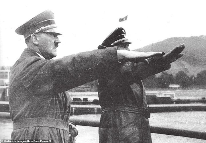 Buoc ngoat cuoc doi khien Hitler tro thanh nha doc tai “khat mau“-Hinh-10