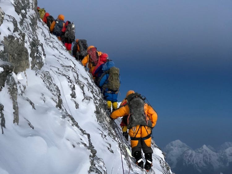'Noc nha the gioi' Everest van lon len theo moi nam-Hinh-6