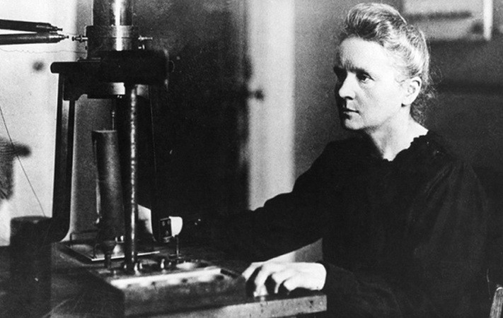 Tiet lo noi dung la thu thien tai Albert Einstein gui cho Marie Curie-Hinh-7