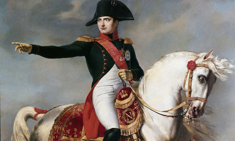 Doi quan cua Napoleon chung kien canh tuong la nao khi tien vao Moscow?