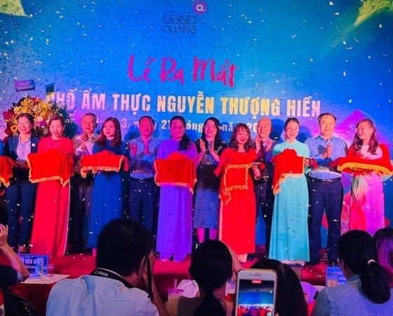 Can canh pho am thuc Nguyen Thuong Hien vua di vao hoat dong tai TP Ho Chi Minh