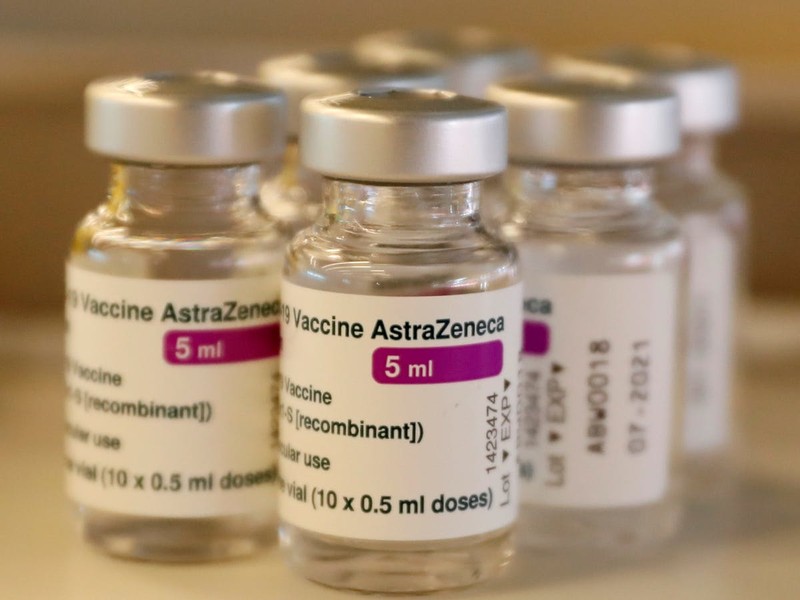 Gan 660.000 lieu vaccine COVID-19 cua AstraZeneca ve den Viet Nam