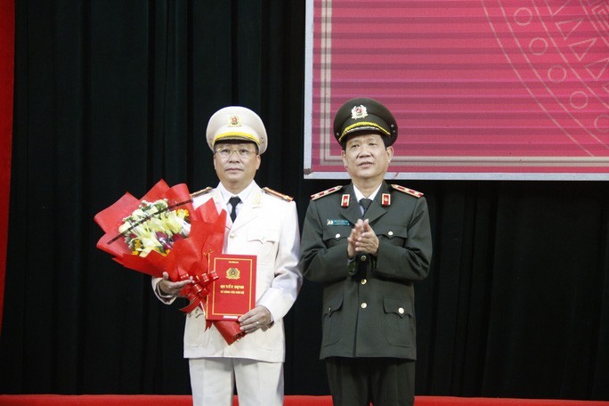 Giam doc Cong an Quang Nam duoc thang ham thieu tuong-Hinh-2