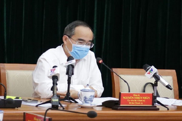 Bi thu Nguyen Thien Nhan: 'Den 2/4, TP HCM se khong toi 150 nguoi nhiem Covid-19'