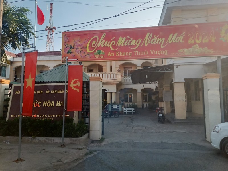 Cong ty TNHH Tien Trung Duc Hoa trung lien 3 goi thau mot ngay-Hinh-5